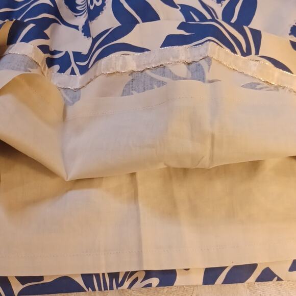 Talbots Stretch Floral Skirt Tan and Blue With Sequins. Size 16 - Picture 8 of 14